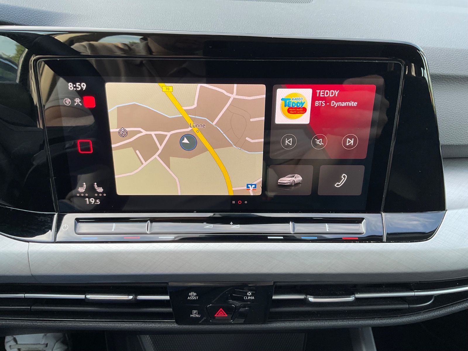 Fahrzeugabbildung Volkswagen Golf 2.0 TDI DSG Life,ACC,CarPlay,LED,Navi
