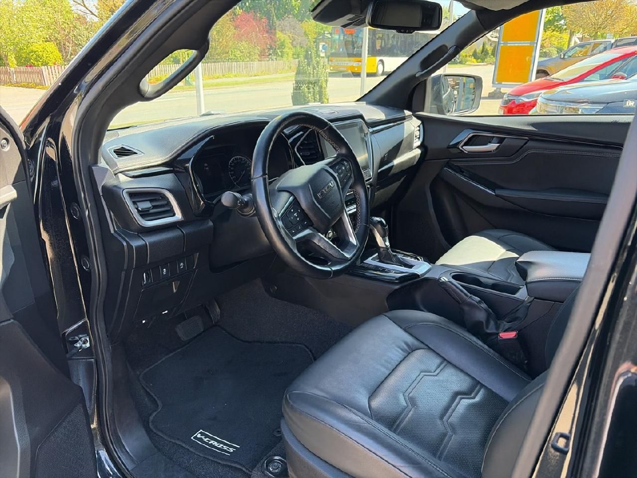 Fahrzeugabbildung Isuzu D-Max Double Cab 1,9 V-CROSS