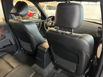 BMW X3 3.0d *Klima*SHZ*Navi*Xenon*TV*PDC*AHK*TÜV*