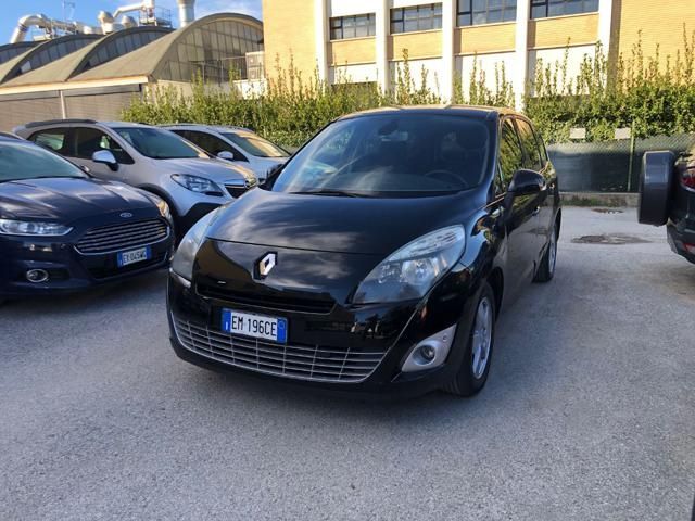 Renault RENAULT Scenic 1.5 dCi 110CV 7 POSTI