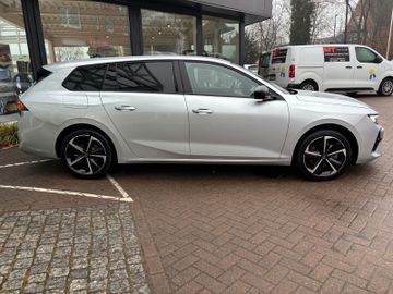 Bild 18 Opel Astra L Sports Tourer GS AHK