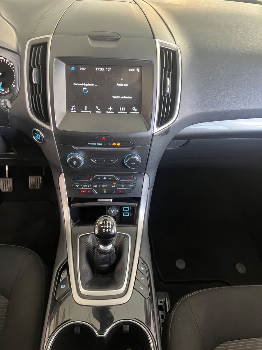 Fahrzeugabbildung Ford Galaxy Business 2.0 TDCI * 7.Sitzer * NAVI *