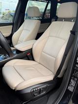 BMW X3 xDrive 28i/M-Sportpaket/HUD/Pano/360°/BiXenon - BMW X3: Sport