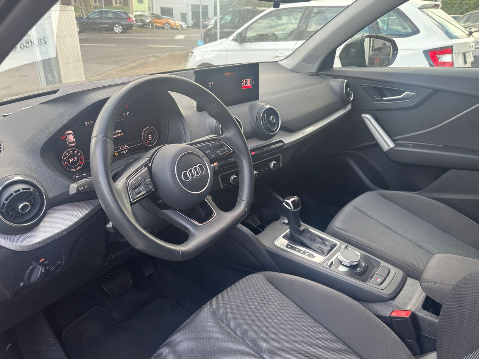 Fahrzeugabbildung Audi Q2 35 TFSI S line