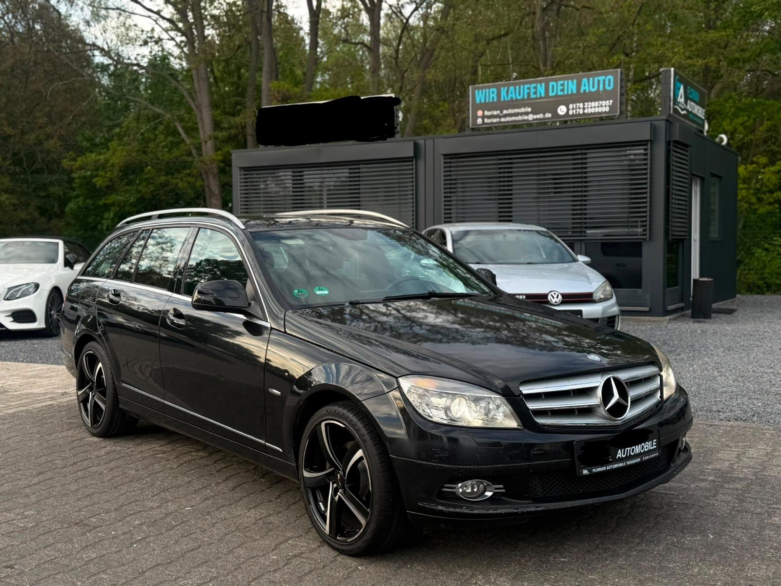 Mercedes-Benz C220 2008 — rear view
