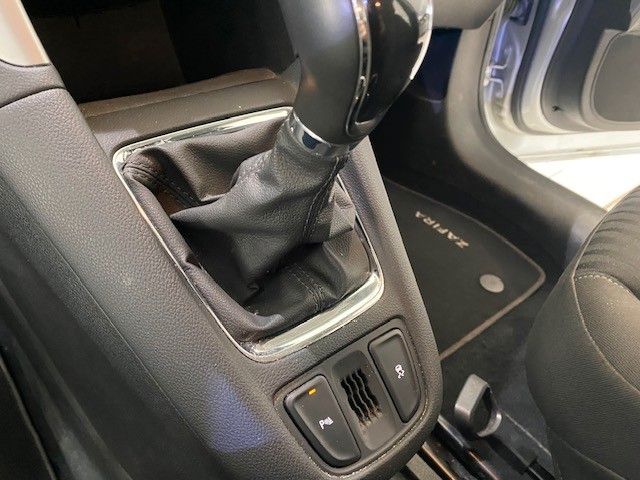 Fahrzeugabbildung Opel Zafira C 1.4T ACTICE 7-SITZE NAVI/LED/SH/PDC/AHK