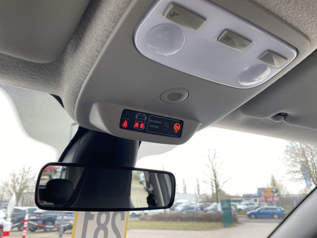 Fahrzeugabbildung Smart smart forfour passion *PDC hinten*Sitzh.*Klimaau