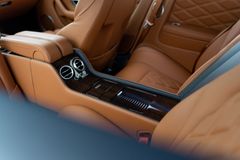 Fahrzeugabbildung Bentley Continental GT V8S *MY2015 / MULLINER / SADDLE*