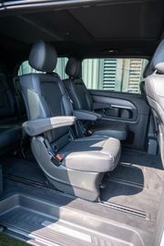 Fahrzeugabbildung Mercedes-Benz V 300 4MATIC|360°|AHK|SHZ|PANO|SPUR|TOTW.