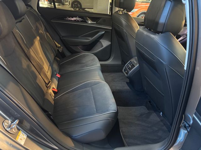 Passat Elegance 2,0 l TDI DSG *AHK*Business-Pack