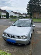 Volkswagen VW Golf 4 1,6 FSI - Volkswagen Golf aus 2004: Kombi