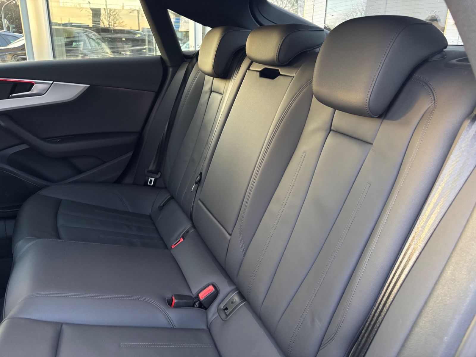 Fahrzeugabbildung Audi A5 Sportback 35 TFSI Sportpaket