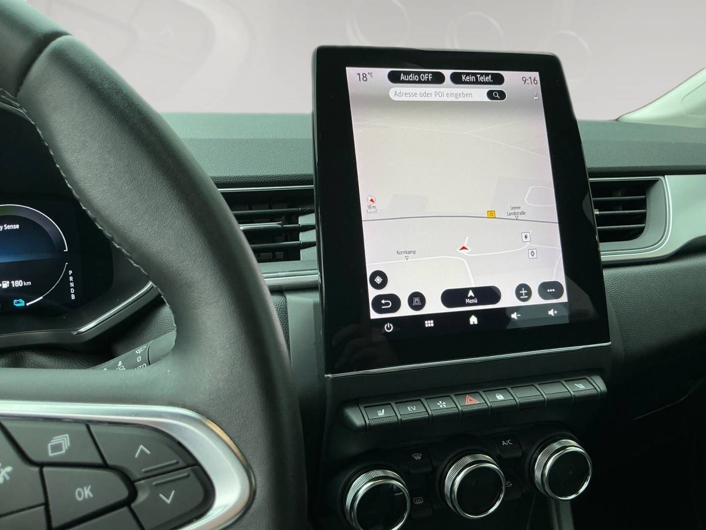 Fahrzeugabbildung Renault CAPTUR INTENS E-TECH Plug-in 160 (MY21.2)