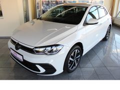 Fahrzeugabbildung Volkswagen Polo Life,4x Einparkhilfe,Leichtmetallräder,Navi