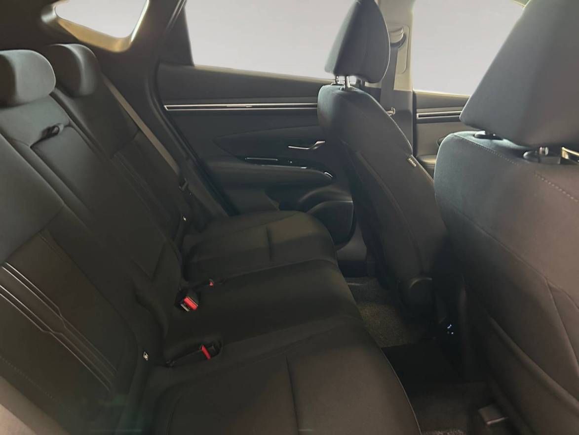 Fahrzeugabbildung Hyundai NEW Tucson 1.6 CRDi el. Heckklappe