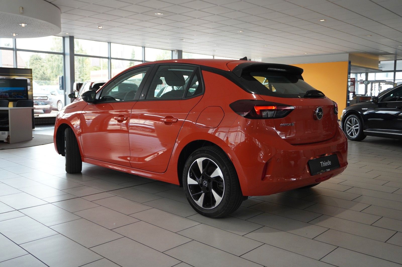 Fahrzeugabbildung Opel Corsa-e F EDITION 3-PHASIG NAVI/LED/KAMERA/SHZ