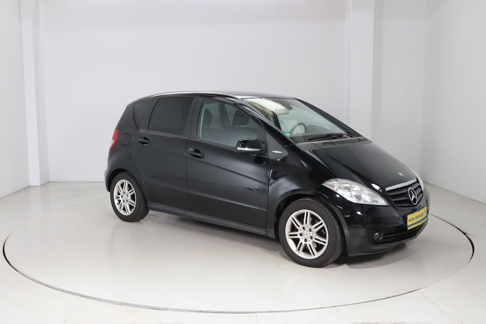 Fahrzeugabbildung Mercedes-Benz A 160 AVANTGARDE HU/AU 08.26