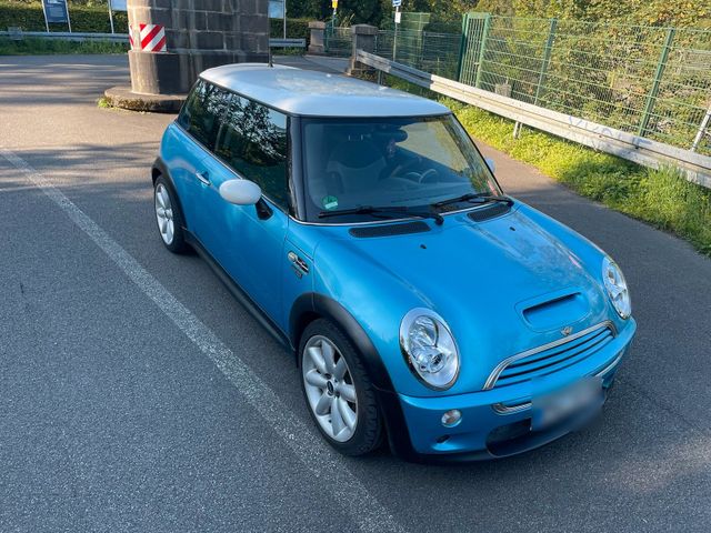 MINI Mini Cooper S, blau, 17 Zoll Alufelgen