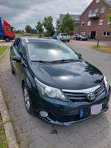 Toyota Avensis T27 2.0 D-4D, 2012. Aus 2. ... - Toyota Avensis Gebrauchtwagen in Bremen