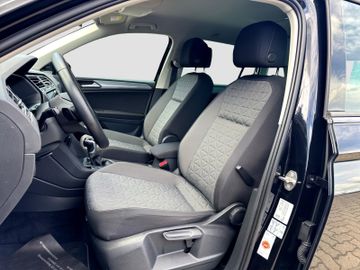 Volkswagen Tiguan - 12