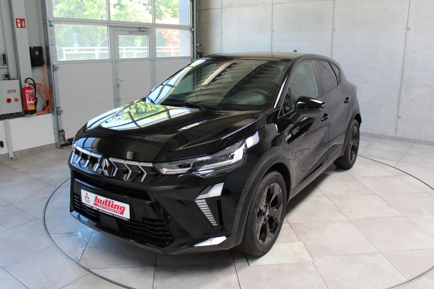 Mitsubishi ASX 1.8 Hybrid Black Automatik 158 PS imagem 2