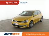 Volkswagen Golf VII 1.5 TSI ACT Highline BM Aut.*NAVI*LED* - : Gelb, mit Apple Carplay