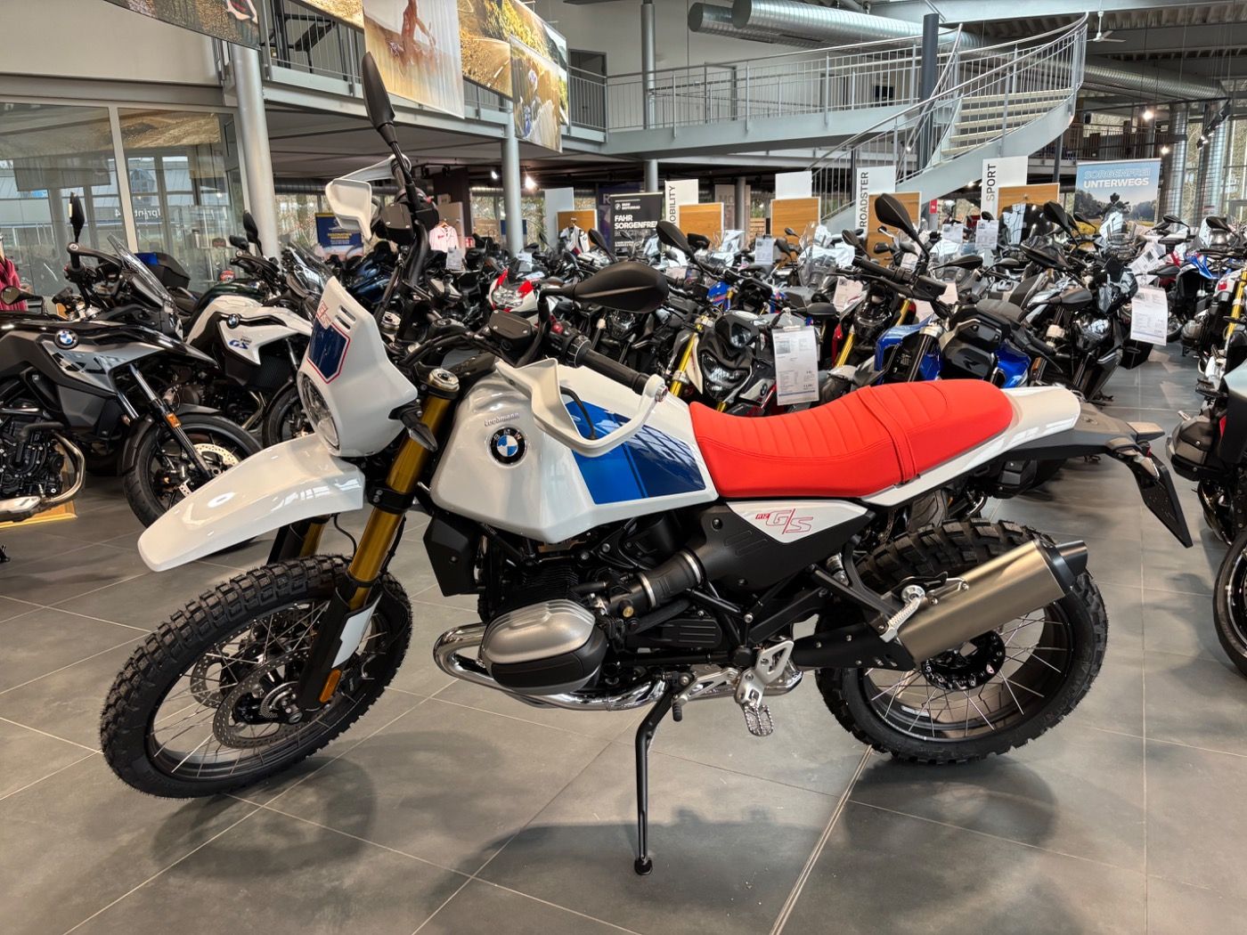 Fahrzeugabbildung BMW R 12 G/S Komfort-Paket Enduro-Paket Pro
