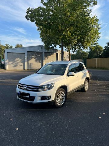 Volkswagen VW Tiguan 2.0 TDI 4Motion (TÜV NEU)