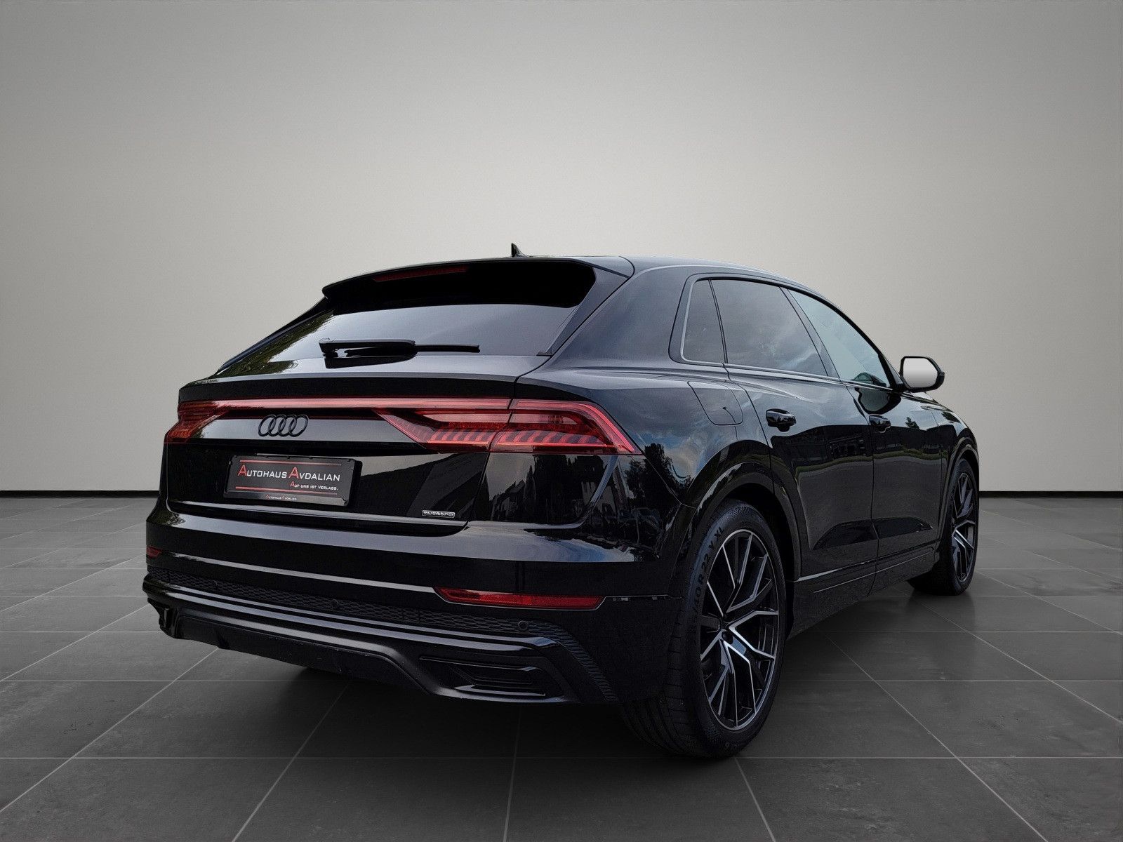 Audi Q8 55 TFSI quattro S line ALLRADLENK. PANO RAUTE foto 5