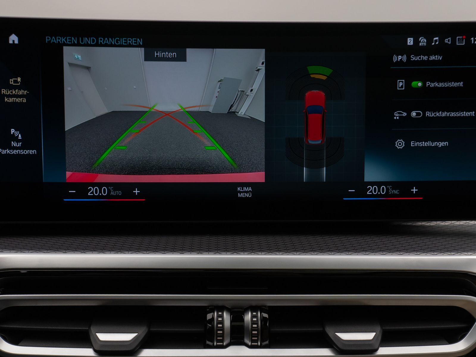 Fahrzeugabbildung BMW 330e M Sport Pro Panorama Kamera HUD H/K Komfort