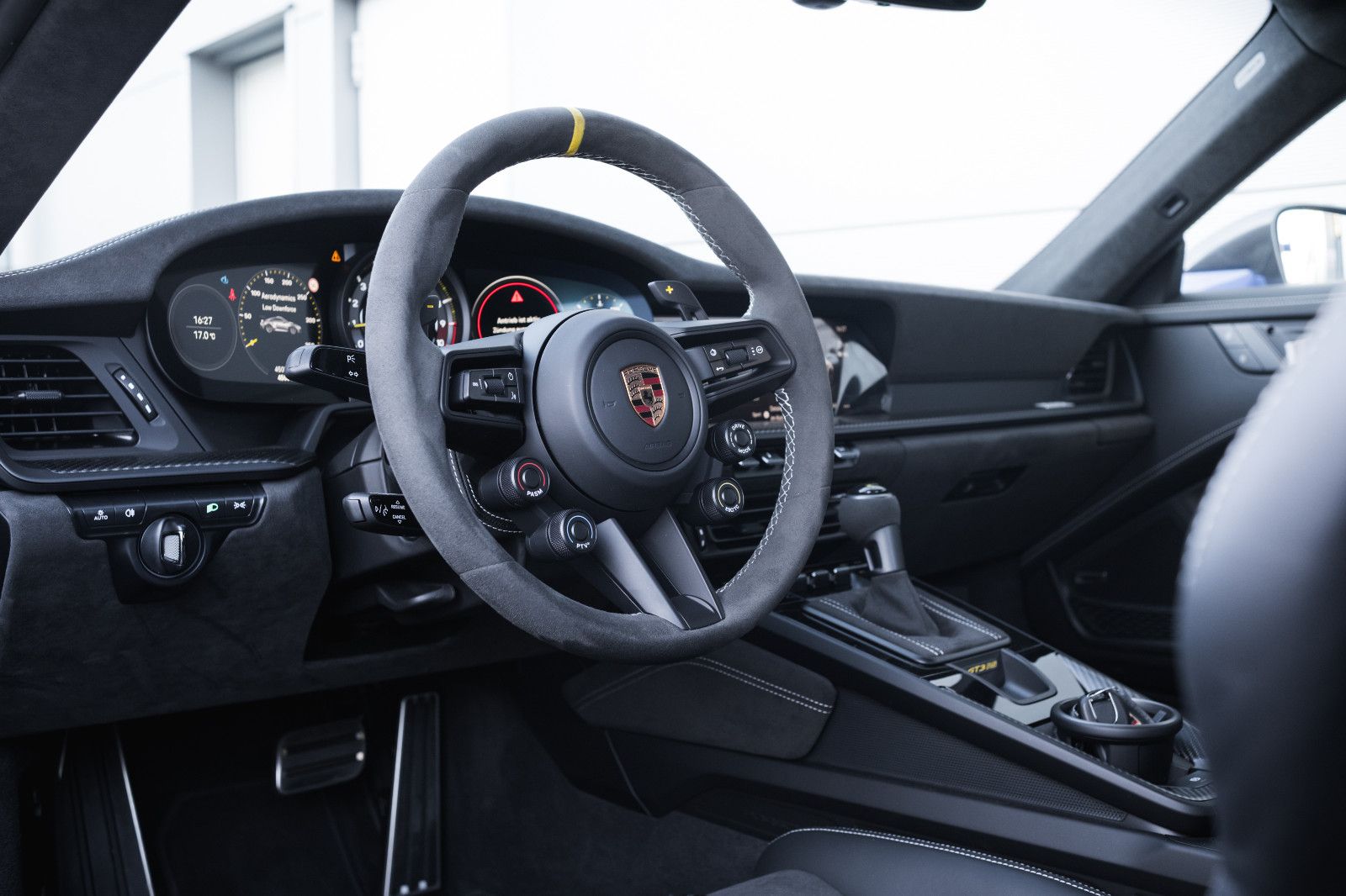 Fahrzeugabbildung Porsche 992/911 GT3 RS-PTS maritime-Lift-Weissach-PCCB