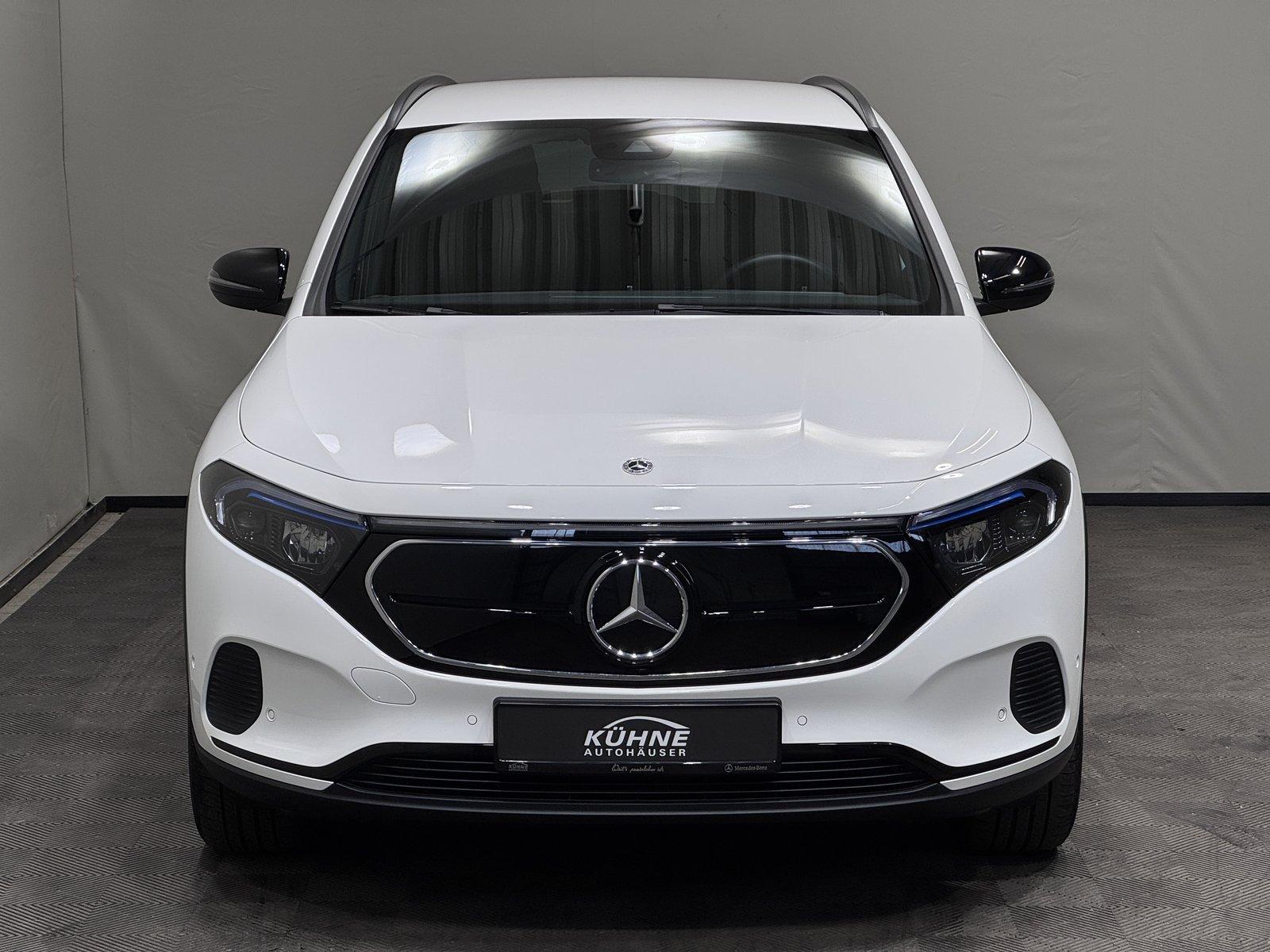 Mercedes-Benz EQA 300 4M Progressive Advanced Night + 19"AMG !