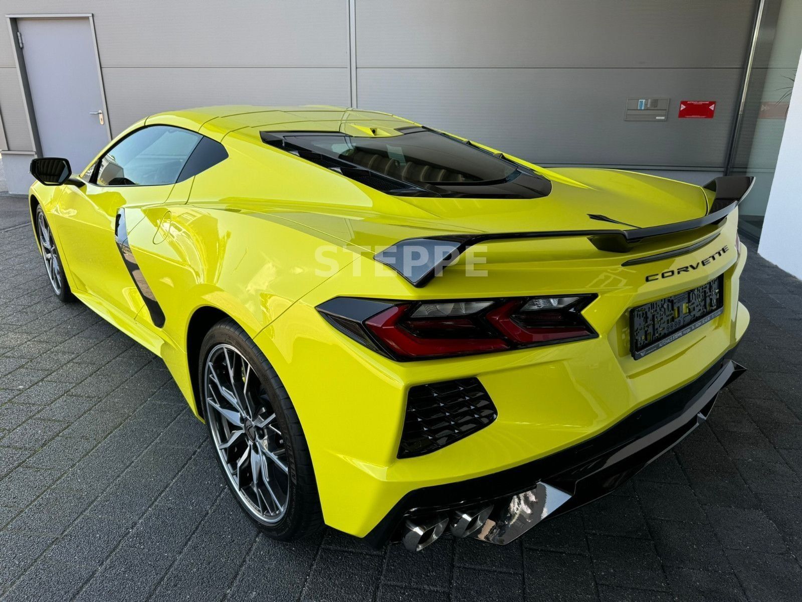 Corvette C8 Stingray Coupe 6,2 V8 3LT Europamodell STEPPE