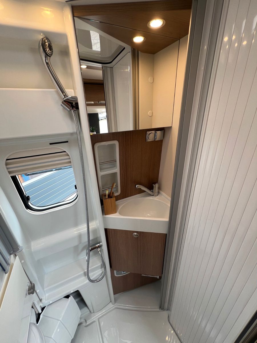 Fahrzeugabbildung Malibu Van Comfort 640 LE