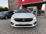 Fiat Tipo Lounge 1.4 T-Jet Hatchback - Fiat: T Jet