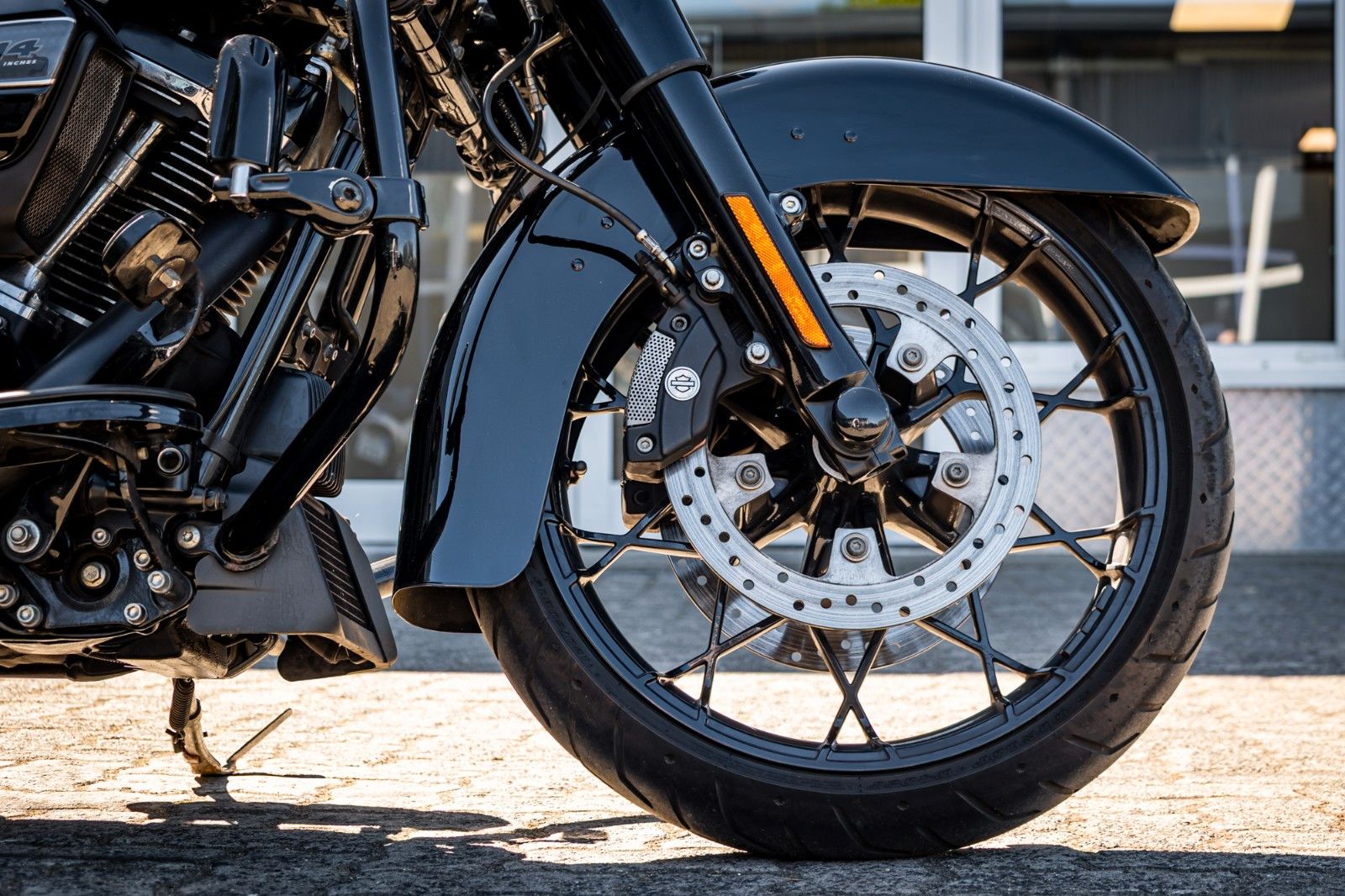 Fahrzeugabbildung Harley-Davidson ROAD KING SPECIAL 114 FLHRXS -Screamin Eagle