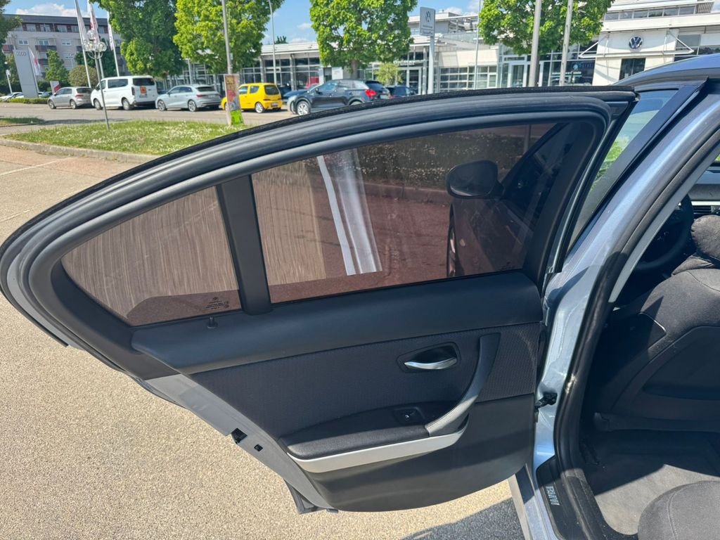 BMW 318 19