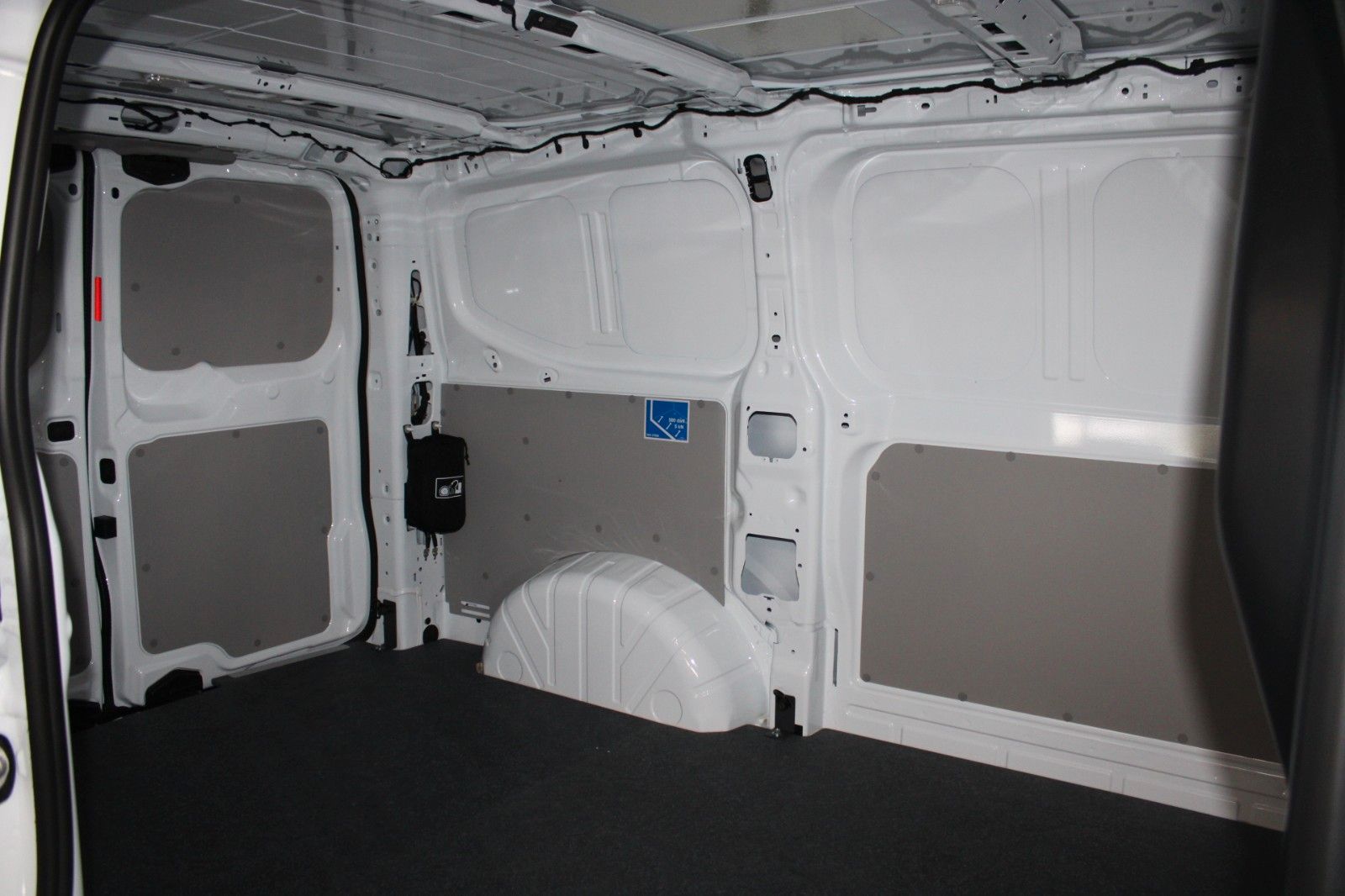 Fahrzeugabbildung Ford Transit Custom TREND PHEV L1 LED NAVI Technolog