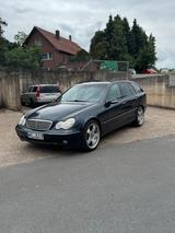 Mercedes-Benz Mercedes Benz C 270 CDI T-Modell - gebrauchte Mercedes-Benz C 270 aus dem Jahr 2003