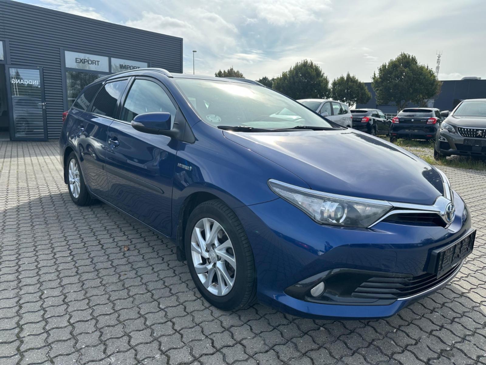 Toyota Auris Touring Sports Hybrid TOP!!! NR:2737