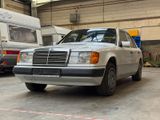 Mercedes-Benz E 200D | W124 | H-Kennzeichen | TOP - Mercedes-Benz mit Diesel-Antrieb: W124