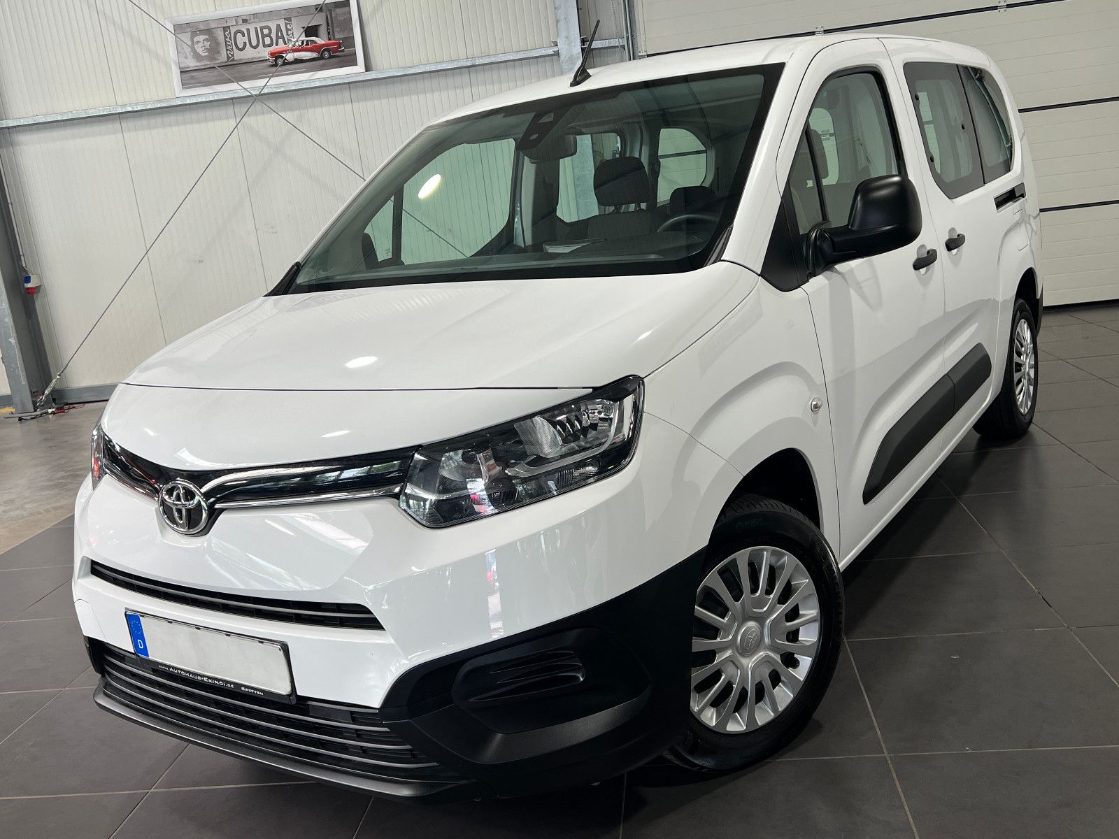 Toyota Proace City 1.2 L2 Combi