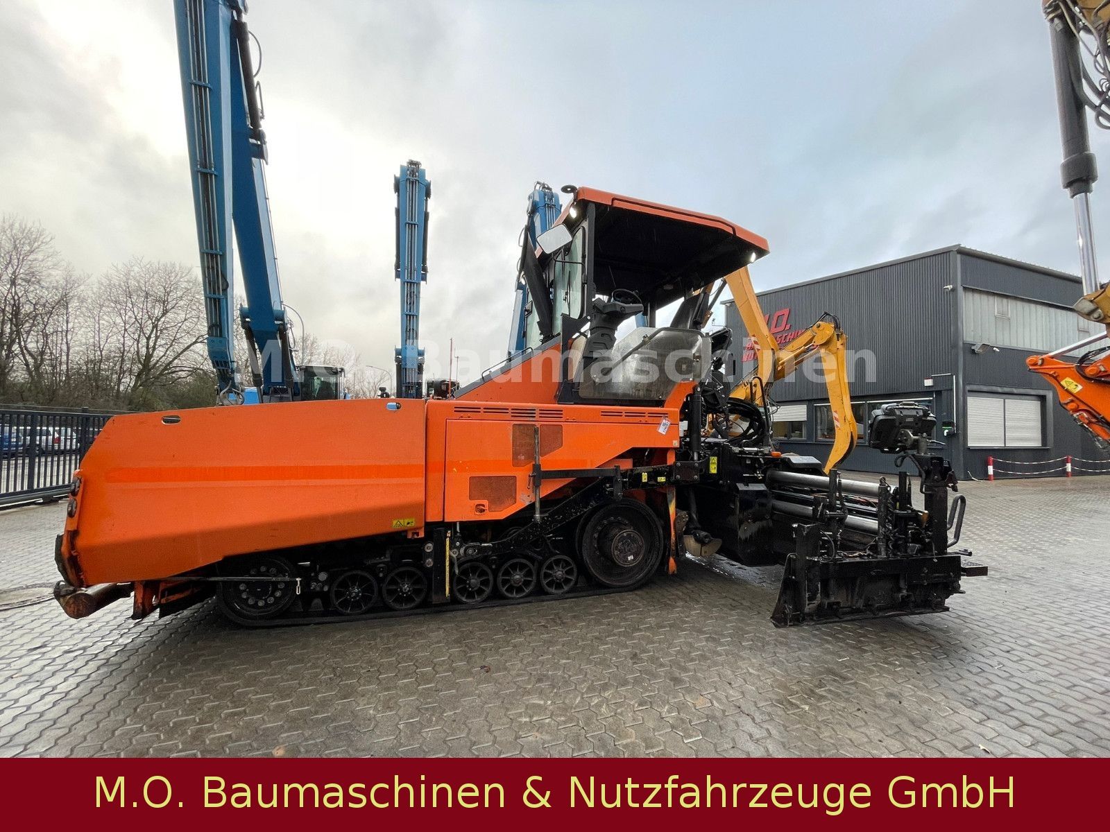 Fahrzeugabbildung CAT AP 655 F  / 5 m / + 0,75m  SE 50 VT/
