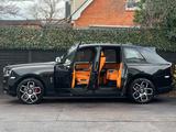 Rolls-Royce Cullinan Black Badge Black Badge - Rolls-Royce Cullinan aus 2021