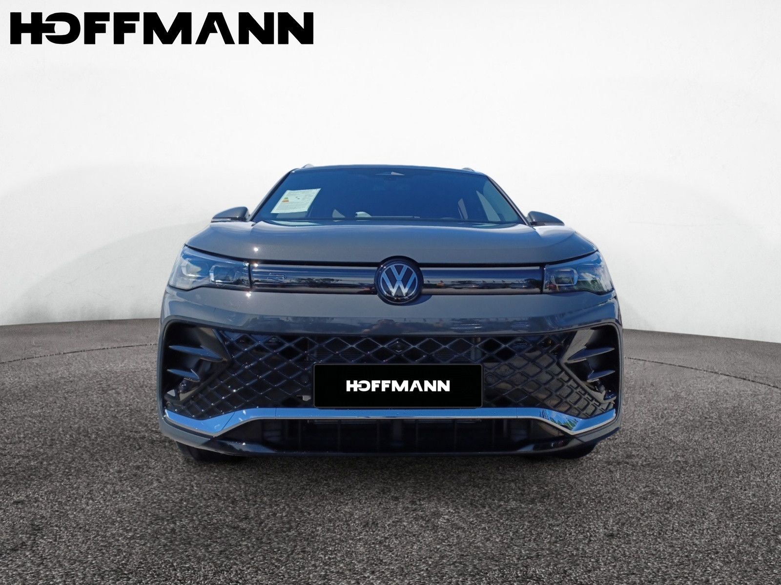 Fahrzeugabbildung Volkswagen Tiguan 1.5 eHybrid DSG R-Line AHZV, Matrix LED