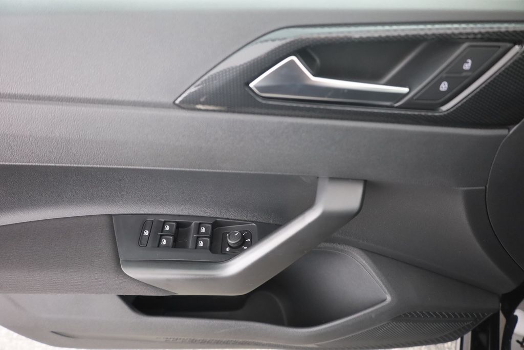 VOLKSWAGEN Polo 2026