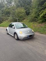 Volkswagen New Beetle 2.0 9c , TÜV bis 04/2026, BJ 1999 - Volkswagen New Beetle mit Benzin-Antrieb: Leder, Limousine