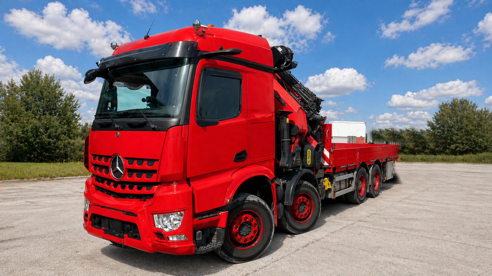 Mercedes-Benz AROCS 3248 8x4 Kran Palfinger 48.002+FLY-JIB 150