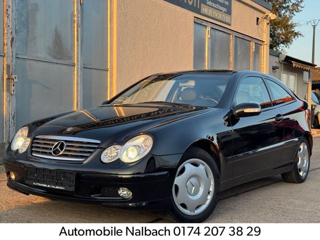 Mercedes-Benz C 220 CDI AVANTGARDE 1.HAND/XENON/PANORAMA