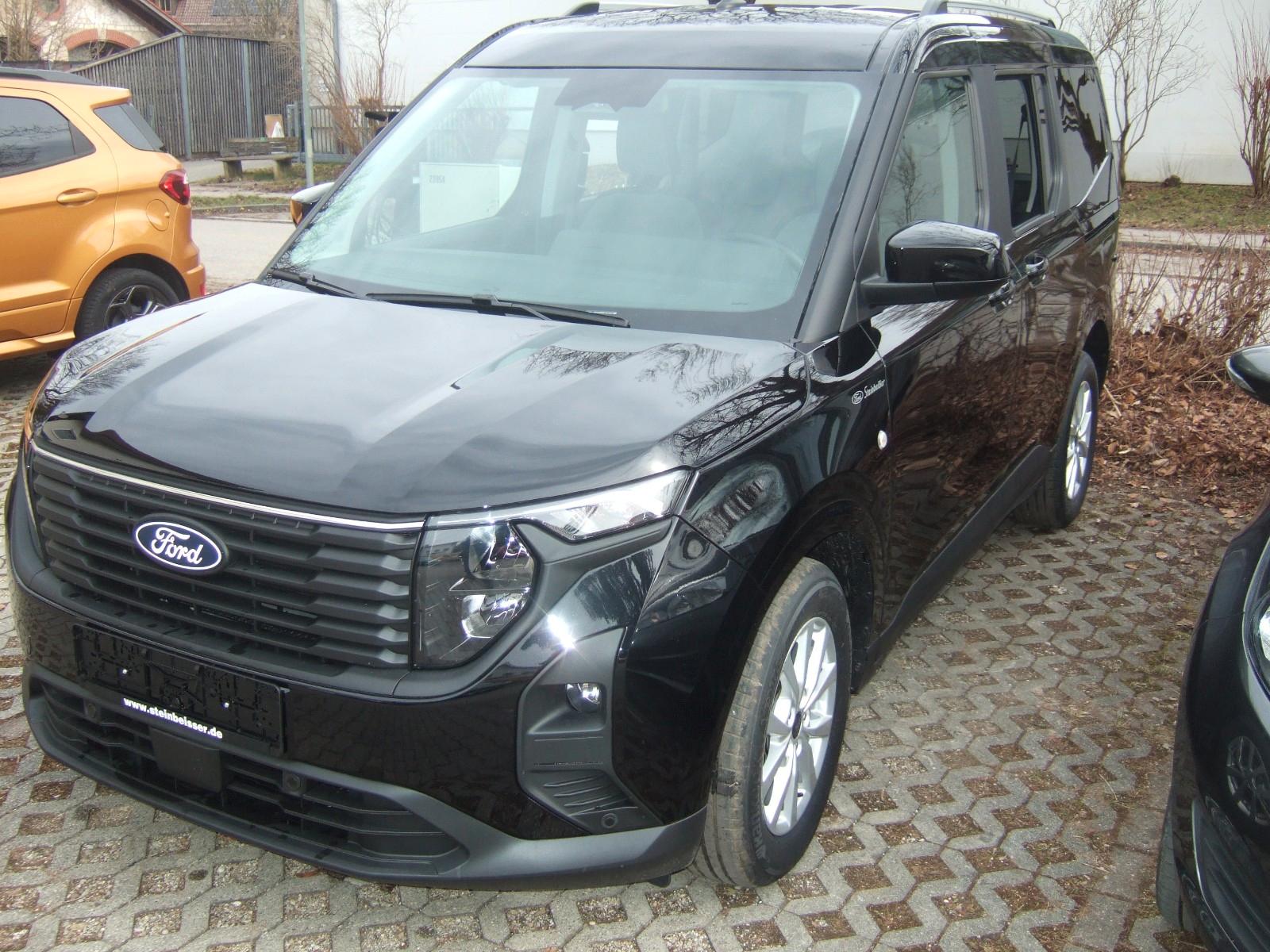 Ford Tourneo Courier 1.0 EcoBoost 92 kW Titanium Auto